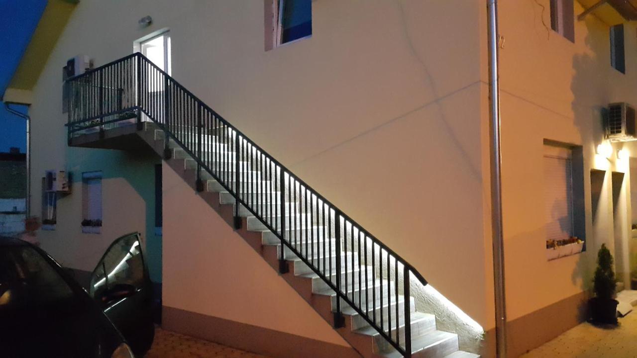 Zen Apartmani Novi Sad Exterior photo